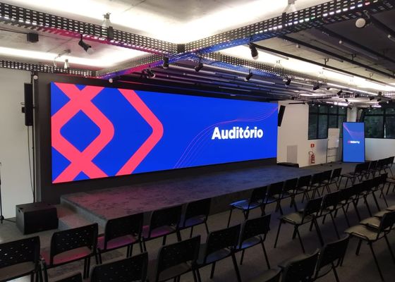 Wewnętrzny, pełnokolorowy wyświetlacz LED, rozstaw pikseli 4mm, SMD2121