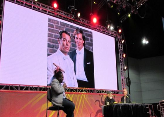 Wewnętrzny, pełnokolorowy wyświetlacz LED, rozstaw pikseli 4mm, SMD2121