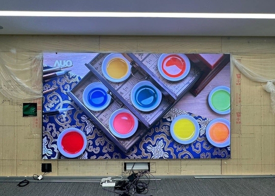 3 i optymalny kąt widzenia 1m-10m dla najnowocześniejszych panelów LED w kolorze RGB w pomieszczeniach