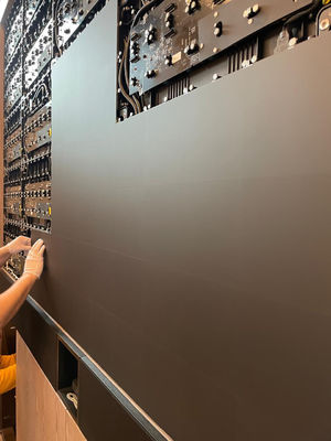 Panel wyświetlacza wideo LED do wnętrz COB Fine Pitch 0,9 mm