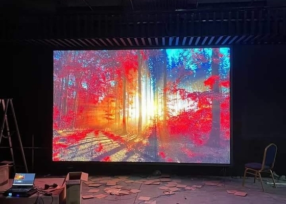 SMD3535 Pudełka do odlewania/wypożyczalnia LED Display P3.91 Zewnętrzny Wysoka jasność wodoodporny 500*1000mm Duży ekran