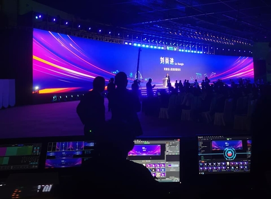 Panel aluminiowy wysokiej rozdzielczości SMD 2020 w pełnym kolorze P3.91 500x500mm kryty kościół scena ślubna ekran telewizora led;