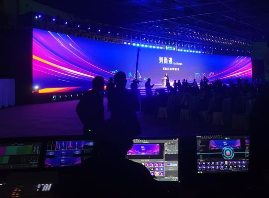Dobra cena Ekran LED w pełnym kolorze w pomieszczeniach z aluminiową szafką do odlewu i łatwą instalacją Kompatybilny z P2.604/2.97/3.91 i P3.91/4.8 w Internecie