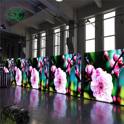 960*960mm Standardowy rozmiar szafki Ekran SMD LED Idealne rozwiązanie dla Twoich potrzeb wyświetlacza