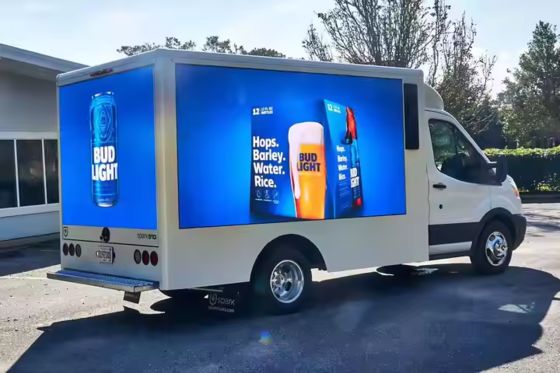 Dobra cena China Full Color Led Mobile Truck P5 Mobile LED reklamy billboards ekran zewnętrzny w Internecie