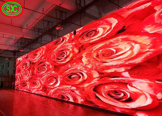 Lekki, programowalny wyświetlacz LED, przenośny, łatwy w montażu i demontażu panel LED