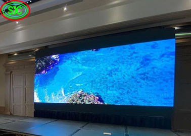 Wysoka częstotliwość odświeżania Twarz Scene Duży moduł magnetyczny P2 LED Display Video Wall