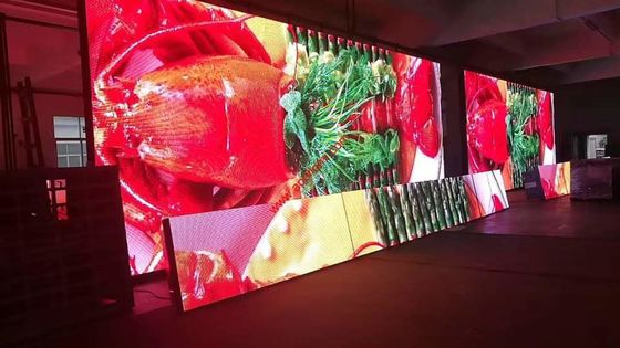 P2.604 Wnętrza w pełnym kolorze Wynajem Ekran LED 500x500mm 1000nitów Jasność