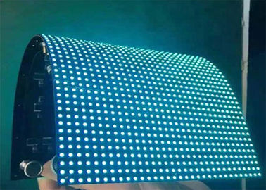 LED Soft Screen Elastyczny ekran może być zgięty i nadaje się do różnych kształtów ekranów wyświetleniowych