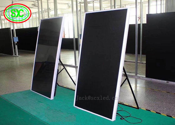 Dobra cena Nowy ekran plakatowy HD P3 LED / ekran reklamowy / ekran lustrzany LED 192 * 192 mm z Chin w Internecie