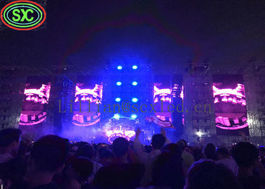 Ultra HD wypożyczalny ekran dostosowany do trybu skanowania 1/4 P8 IP65 ekran LED w tle