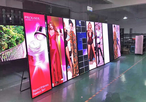 P2.5 Wnętrze pełnobarwne LED Plakat reklamowy ekran 640x640mm