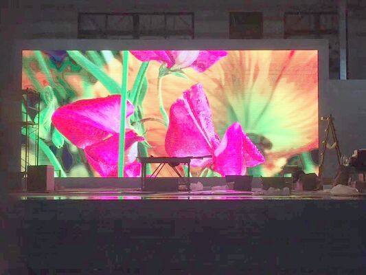 Ultraprzezroczyste, bezpłaszczeniowe wystawione z aluminium ekran RGB P2.5 7500cd/m2 Ekran LED reklamowy wewnętrzny