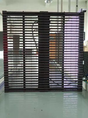P3.91-7.82 W pełni kolorowy przezroczysty ekran LED do ścian szklanych zasłon
