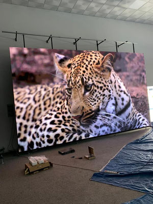 320X160mm Rozmiar kształtu, wyświetlacz LED z rozdzielczością modułu 208*104 i materiałem aluminiowego szafki