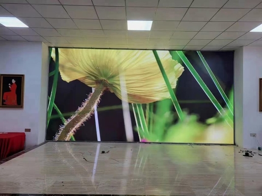 Dobry projekt termiczny Doskonałe rozpraszanie ciepła Wnętrze pełnobarwny wyświetlacz LED 192x192Pixel SMD RGB P3