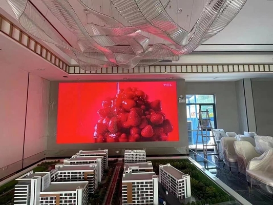 High Refresh Kinglight Black SMD2020 Full Color 256x128mm 64x32 RGB Matrix Module P4 LED Wewnętrzny ekran dla stałego i systemu