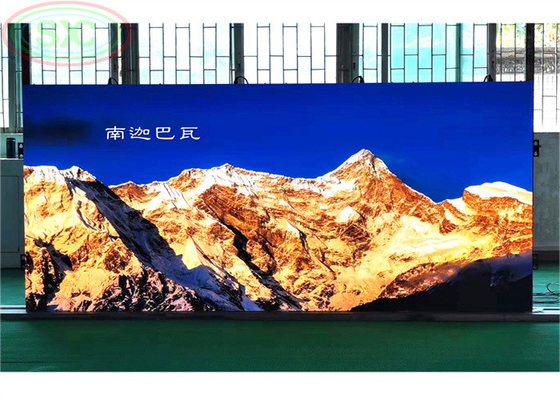 Ekran LED w pełnym kolorze w pomieszczeniach P3.91 500*500mm Pixel Shopping Mall Rental Video Wall