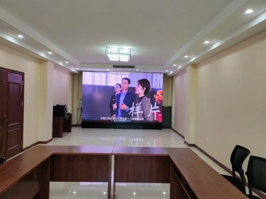 Dobra cena Tło weselne Ekran wyświetlacza LED Kryty P3 576X576MM Wypożyczalnia LED Modułowa tablica ścienna LED w Internecie