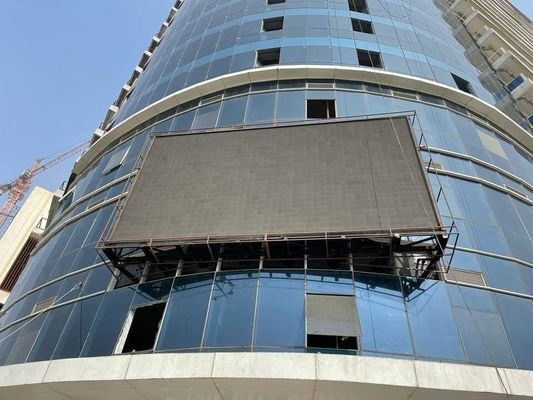 Wyświetlacz LED o wysokiej jasności P10 Panele billboardowe SMD Wodoodporny IP65 Zewnętrzny stały wyświetlacz LED P10 na autostradzie drogowej