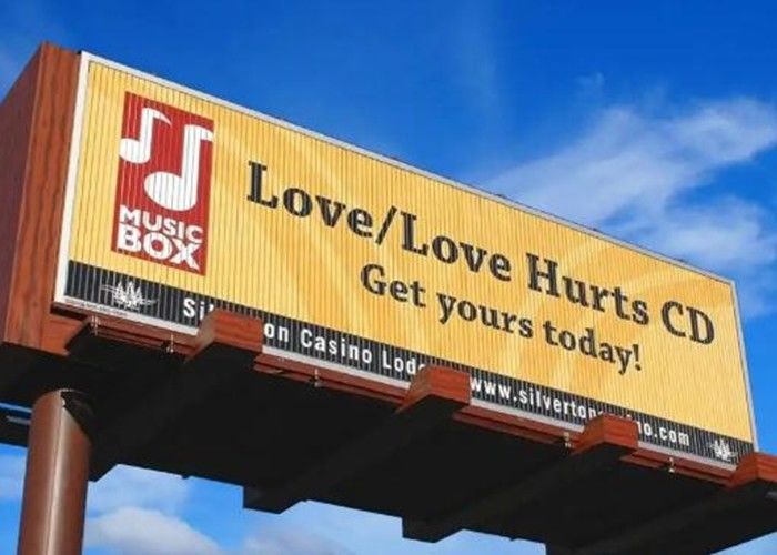 Komercyjny pełnokolorowy ekran reklamowy LED do cyfrowego centrum handlowego, oszczędność energii