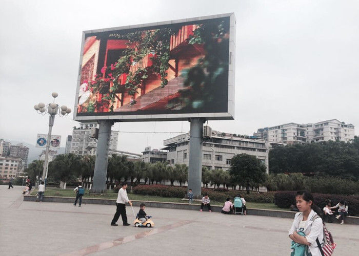 Pełnokolorowy Duży stadion Budynek zewnętrzny Stały wodoodporny P10 LED billboardy reklamowe