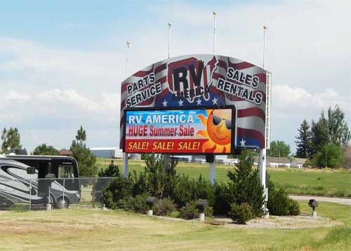 P5 Zewnętrzny Pełnokolorowy Billboard LED, Rozstaw Pikseli 5mm, Wodoodporność IP65