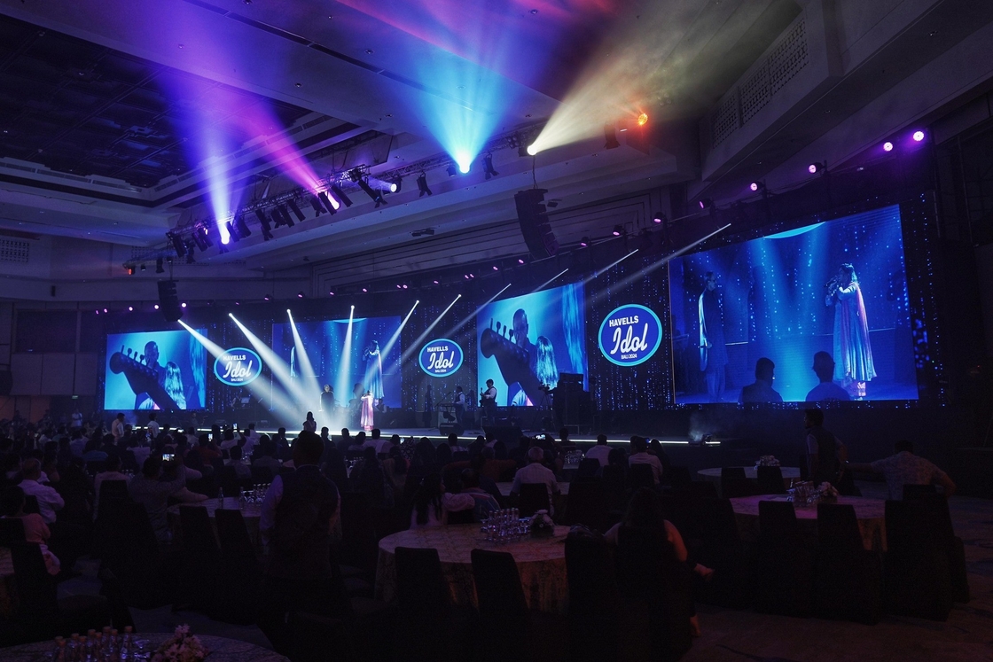P3 LED tabliczka reklamowa 4K HD LED tabliczka wnętrza LED ściana wideo P3 jednostka 576x576mm, system Novastar,1200cd jasność, 3840hz częstotliwość odświeżania