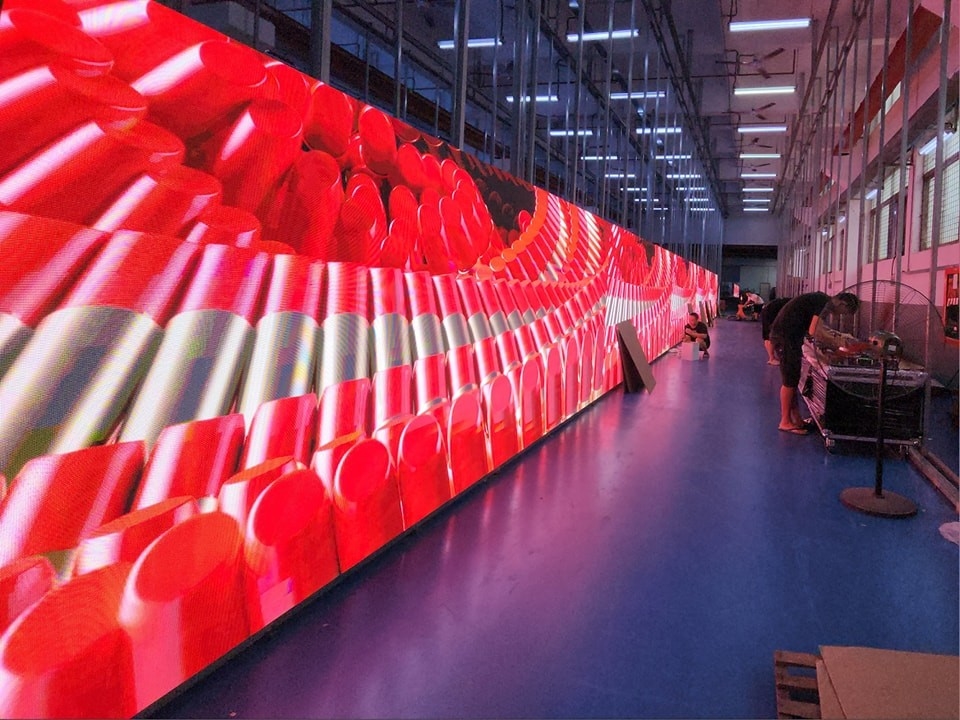 Wyrzucanie aluminiowe LED wypożyczalni wyświetlacz dla wszechstronnych i przyciągających uwagę rozwiązań reklamowych