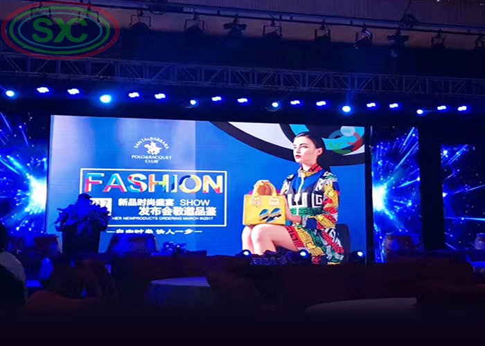 Wynajem wyświetlacza LED w pełnych kolorach na zewnątrz w pomieszczeniach wewnętrznych