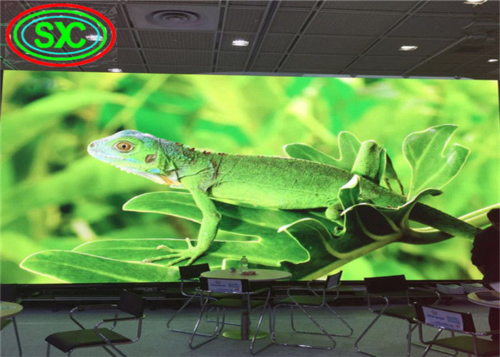 P4 Stały wewnętrzny pełnokolorowy ekran LED z odlewanego aluminium 3 w 1 SMD2121 COB pełnokolorowy wyświetlacz LED