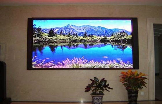Dobra cena HD SMD2121 P4 Indoor Full Color TV Wyświetlacze LED w walizce lotniczej w Internecie