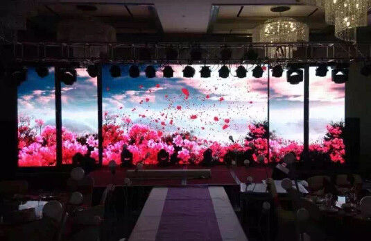 Dobra cena RGB P5 SMD Led Indoor TV Screen Scene Background Rental Full Color Screen w Internecie