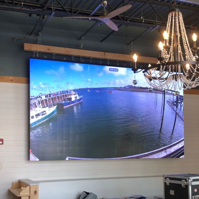 Dobra cena P2 Wnętrzny pełnobarwny ekran SMD LED 2mm Pixel dla sal weselnych W Internecie