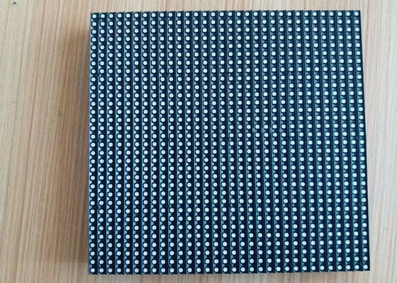 Dobra cena 1R1G1B SMD3528 długi okres żywotności panel LED Rozdzielczość pikseli modułu 6mm Gęstość 27778dots / sqm w Internecie