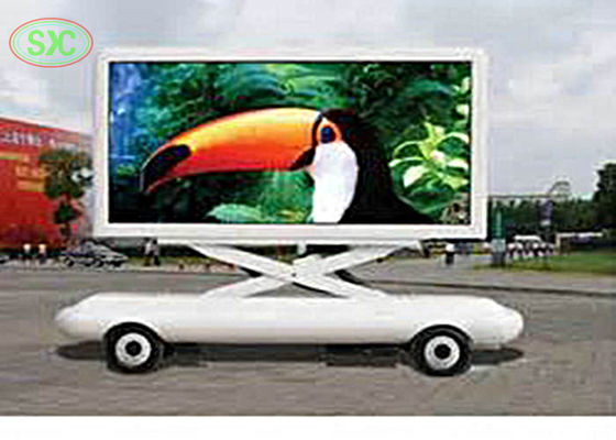 Dobra cena Zewnętrzny pełnokolorowy P5 Mobilny LED Reklamy Bilboardy Ekran z 5mm Pixel Pitch i Chip w Internecie