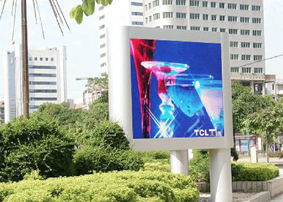 Dobra cena Ultracienkie wywieszające reklamy LED ekrany bezszwedzkie pełnokolorowe LED wyświetlacze P10 w Internecie