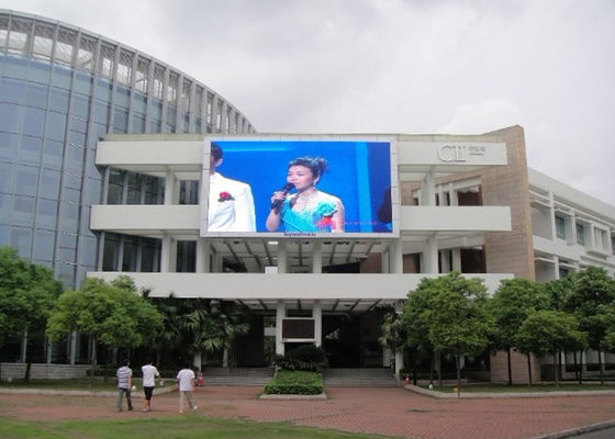 Dobra cena Zewnętrzny pełnokolorowy ekran P10 LED 10mm Pixel Pitch 6000cd/M2 Jasność w Internecie
