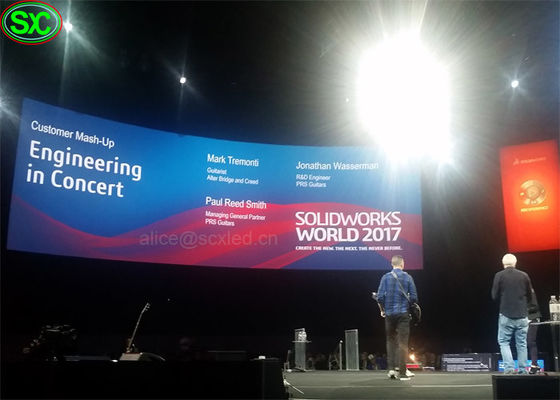 Dobra cena Zewnętrzny wyświetlacz reklamowy kurtynowy LED p2.5, zakrzywiona płyta LED z systemem Nova w Internecie