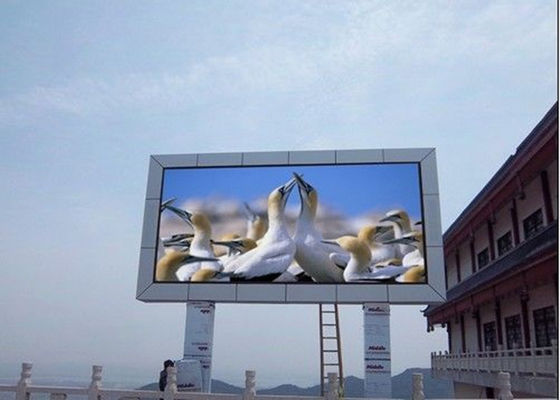 Dobra cena High Way Street Wysokiej jakości zewnętrzny wodoodporny producent billboardów reklamowych LED P10 w Internecie