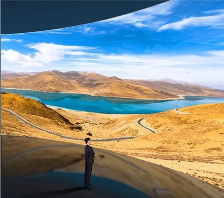 Całokolorowy klej na ekranie LED idealny do imprez