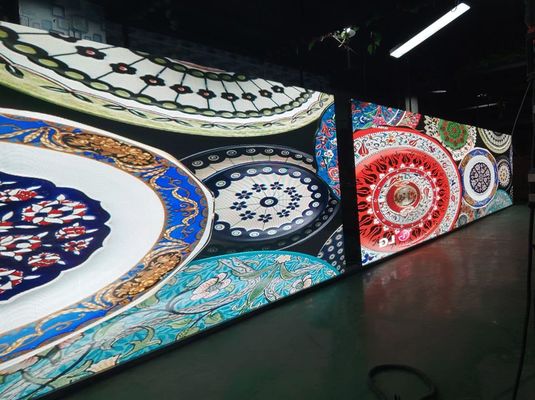 Wynajem panel wyświetlania LED wysokiej rozdzielczości 5000 Jasność Elastyczny wyświetlacz reklamy komercyjnej wyświetlacz LED