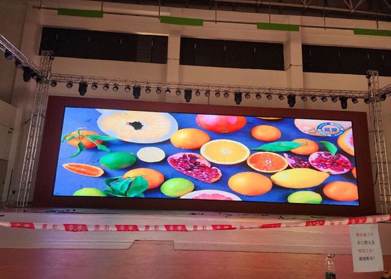 Dostosowalna ściana wideo LED z optymalnym 600w/m2 i CE RoHS FCC CCC UL Certyfikaty