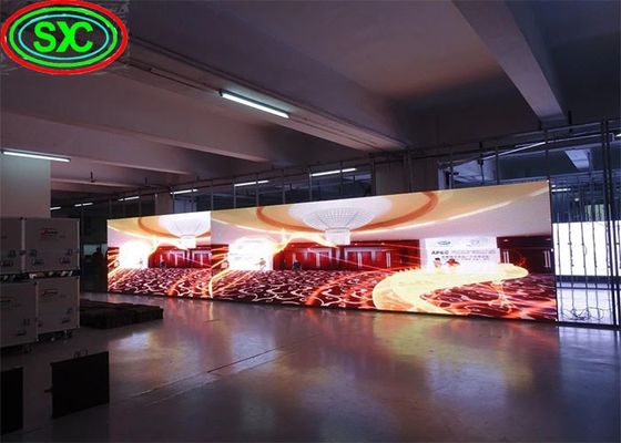 Dobra cena Wynajem gabinetu w pomieszczeniach RGB ekran LED wysokiej rozdzielczości P8 1/4 Tryb skanowania w Internecie