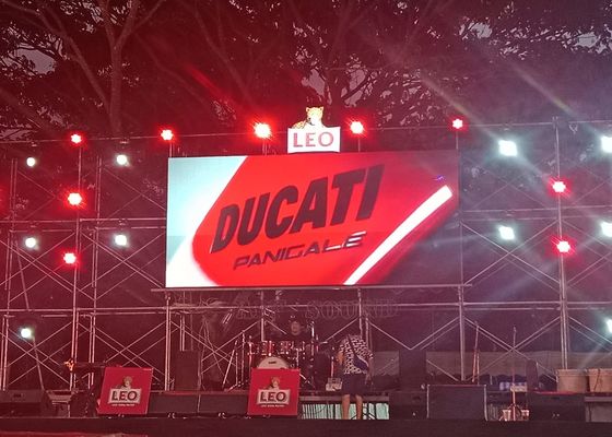 Dobra cena Ekran o krzywiastej powierzchni w pomieszczeniach wnętrznych, dostosowany do Wi-Fi, przednia konserwacja Ultra HD, ekran LED o niskim rozdzielczości P2.5 w Internecie