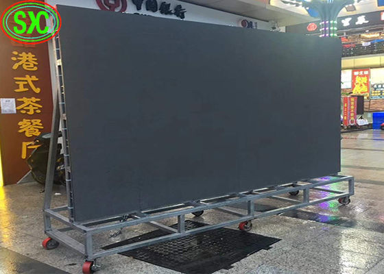 Dobra cena Zewnętrzny wyświetlacz LED do wypożyczenia P4.81 Ekran ścienny LED z ruchomą stalową konstrukcją w Internecie