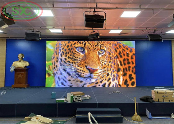 Dobra cena COB Wynajem/stawianie stałych ekranów aluminiowych do odlewania drukowanego na ścianach Koncerty, wesela, spotkania 960mm*960mm P6 ekran LED w Internecie