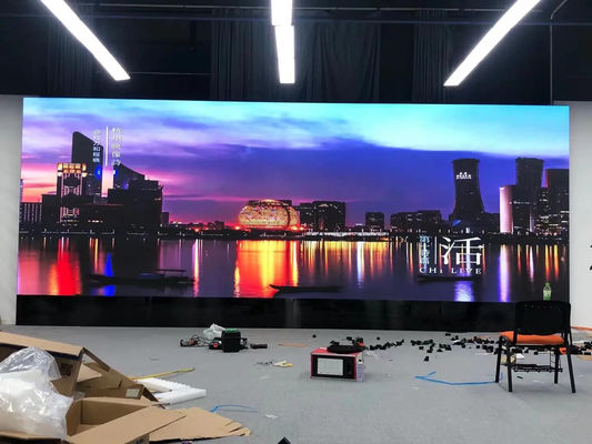 GOB Fine Pitch P1.875 P2.5 Ekran LED Video Wall Wewnętrzny 8K w pełnym kolorze