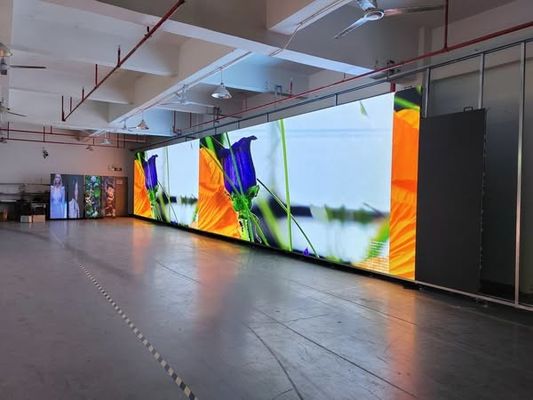 Konfiguracja pikseli 3w1 RGB, zewnętrzna, pełnokolorowa ściana LED z enkapsulacją SMD2121