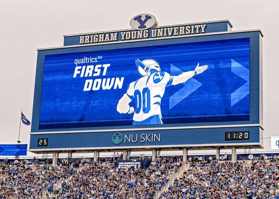 Ekrany LED 2mm Smd2727/2525/1921 LED do marketingu, o kształcie i rozmiarze, z kątem widzenia 120°/60°